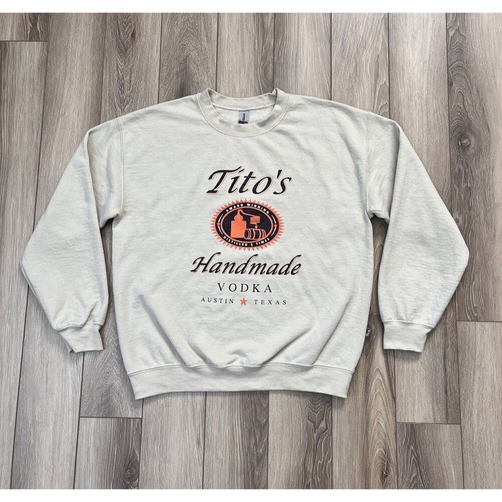 Tito’s Handmade Vodka Sweatshirt Medium Beige Crewneck Pullover Austin Texas